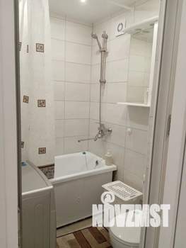 Студия квартира, посуточно, 35м2, 4/5 этаж