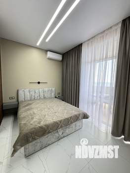 Студия квартира, посуточно, 40м2, 5/10 этаж