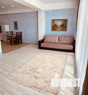 1-к квартира, посуточно, 68м2, 3/5 этаж