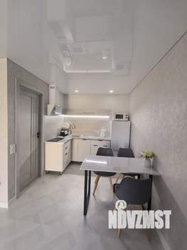Студия квартира, посуточно, 25м2, 1/4 этаж