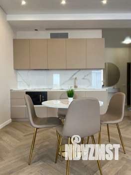 1-к квартира, посуточно, 57м2, 5/6 этаж