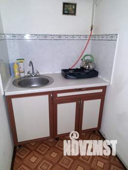 2-к квартира, посуточно, 20м2, -1/2 этаж