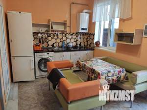 2-к квартира, посуточно, 40м2, 1/2 этаж