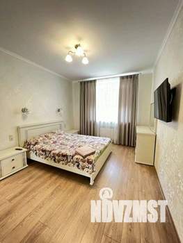 2-к квартира, посуточно, 70м2, 1/1 этаж