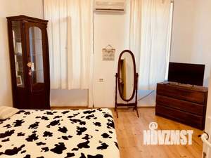 1-к квартира, посуточно, 45м2, 1/2 этаж