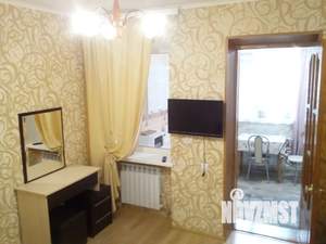 2-к квартира, посуточно, 45м2, 1/2 этаж
