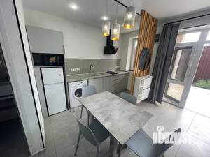 Студия квартира, посуточно, 28м2, 1/3 этаж