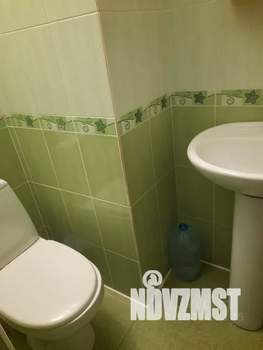 2-к квартира, посуточно, 45м2, -1/2 этаж