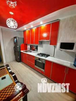 3-к квартира, посуточно, 83м2, 6/9 этаж