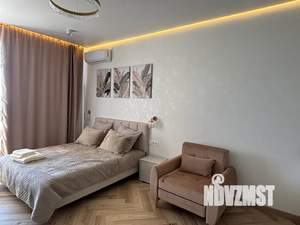 Студия квартира, посуточно, 38м2, 6/9 этаж