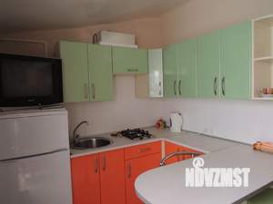 2-к квартира, посуточно, 35м2, 1/2 этаж