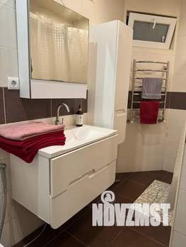 2-к квартира, посуточно, 55м2, 1/1 этаж