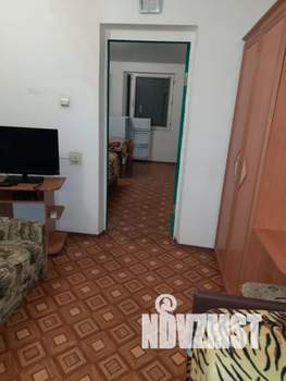 2-к квартира, посуточно, 20м2, -1/2 этаж