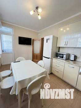 2-к квартира, посуточно, 70м2, 1/2 этаж