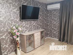 1-к квартира, посуточно, 37м2, 4/9 этаж