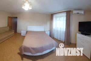 1-к квартира, посуточно, 50м2, 2/2 этаж