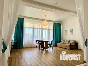 1-к квартира, посуточно, 50м2, 1/5 этаж