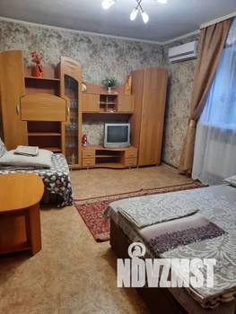 1-к квартира, посуточно, 35м2, 1/2 этаж