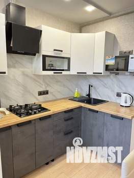 1-к квартира, посуточно, 38м2, 2/9 этаж