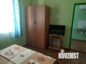 2-к квартира, посуточно, 40м2, -1/2 этаж