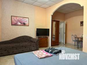Студия квартира, посуточно, 25м2, 1/7 этаж
