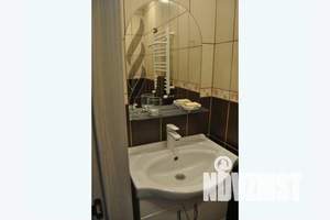 2-к квартира, посуточно, 38м2, 1/1 этаж