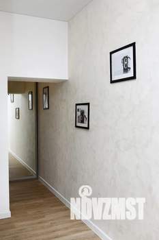 Студия квартира, посуточно, 50м2, 1/9 этаж