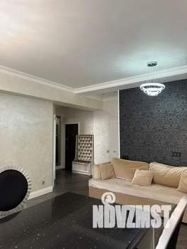 1-к квартира, посуточно, 68м2, 3/5 этаж