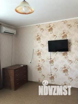 1-к квартира, посуточно, 37м2, 3/9 этаж