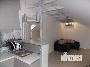 2-к квартира, посуточно, 50м2, 3/3 этаж