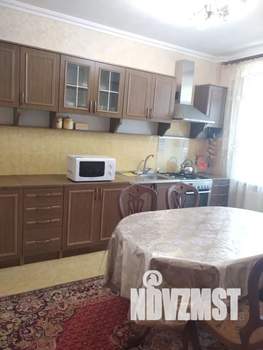 2-к квартира, посуточно, 65м2, 3/5 этаж