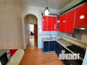 2-к квартира, посуточно, 58м2, 3/3 этаж