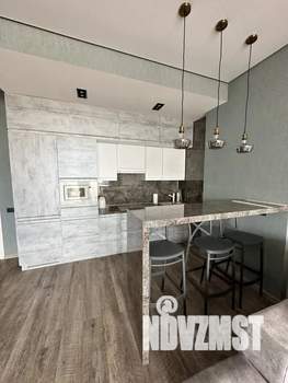 1-к квартира, посуточно, 63м2, 2/9 этаж