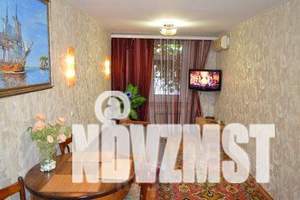 2-к квартира, посуточно, 45м2, 2/2 этаж