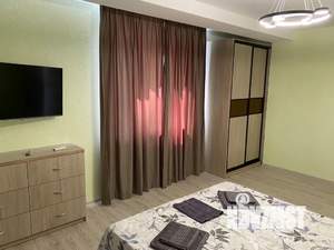 1-к квартира, посуточно, 46м2, 2/9 этаж