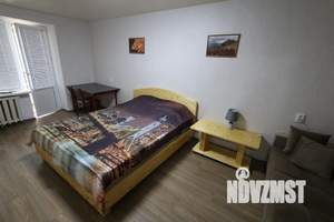 1-к квартира, посуточно, 35м2, 2/5 этаж