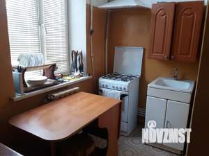 2-к квартира, посуточно, 40м2, 1/2 этаж