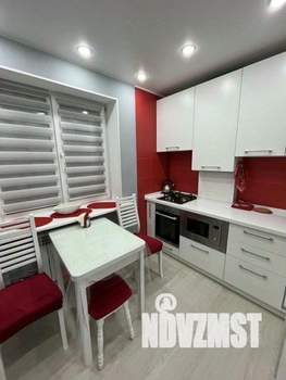 1-к квартира, посуточно, 37м2, 1/1 этаж