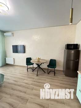 Студия квартира, посуточно, 37м2, 5/9 этаж