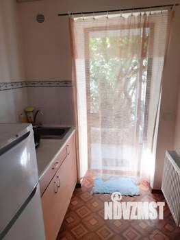 2-к квартира, посуточно, 34м2, -1/2 этаж