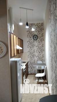 2-к квартира, посуточно, 32м2, 1/2 этаж