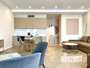 1-к квартира, посуточно, 57м2, 5/6 этаж