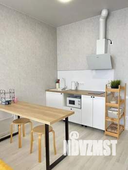 Студия квартира, посуточно, 39м2, 8/9 этаж