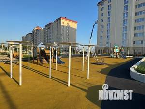 Студия квартира, посуточно, 40м2, 7/10 этаж