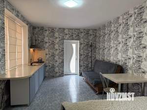 Студия квартира, посуточно, 28м2, 1/2 этаж