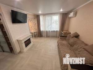 1-к квартира, посуточно, 38м2, 2/9 этаж