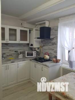 2-к квартира, посуточно, 50м2, 1/1 этаж