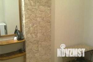 3-к квартира, посуточно, 10м2, 1/3 этаж