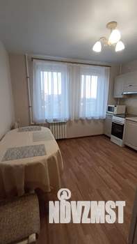1-к квартира, посуточно, 37м2, 3/9 этаж
