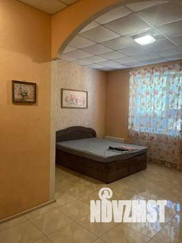 Студия квартира, посуточно, 25м2, 1/7 этаж